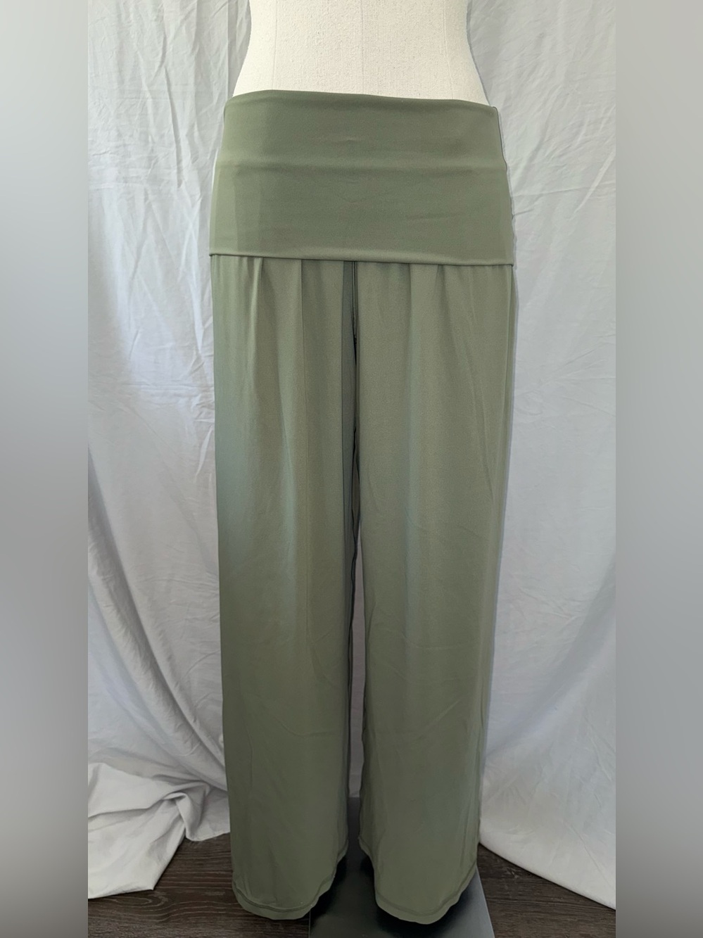 Aerie Foldover Super Wide Leg Pant